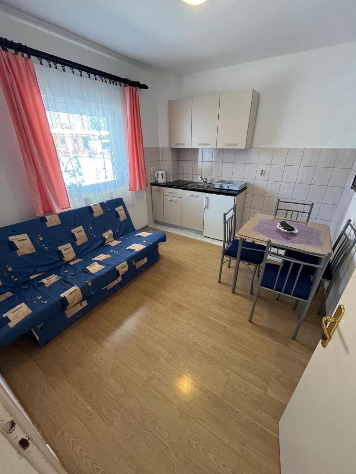 Apartmani Andrej Vodice Exterior photo
